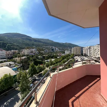 Away From ! 아파트 Vlorë